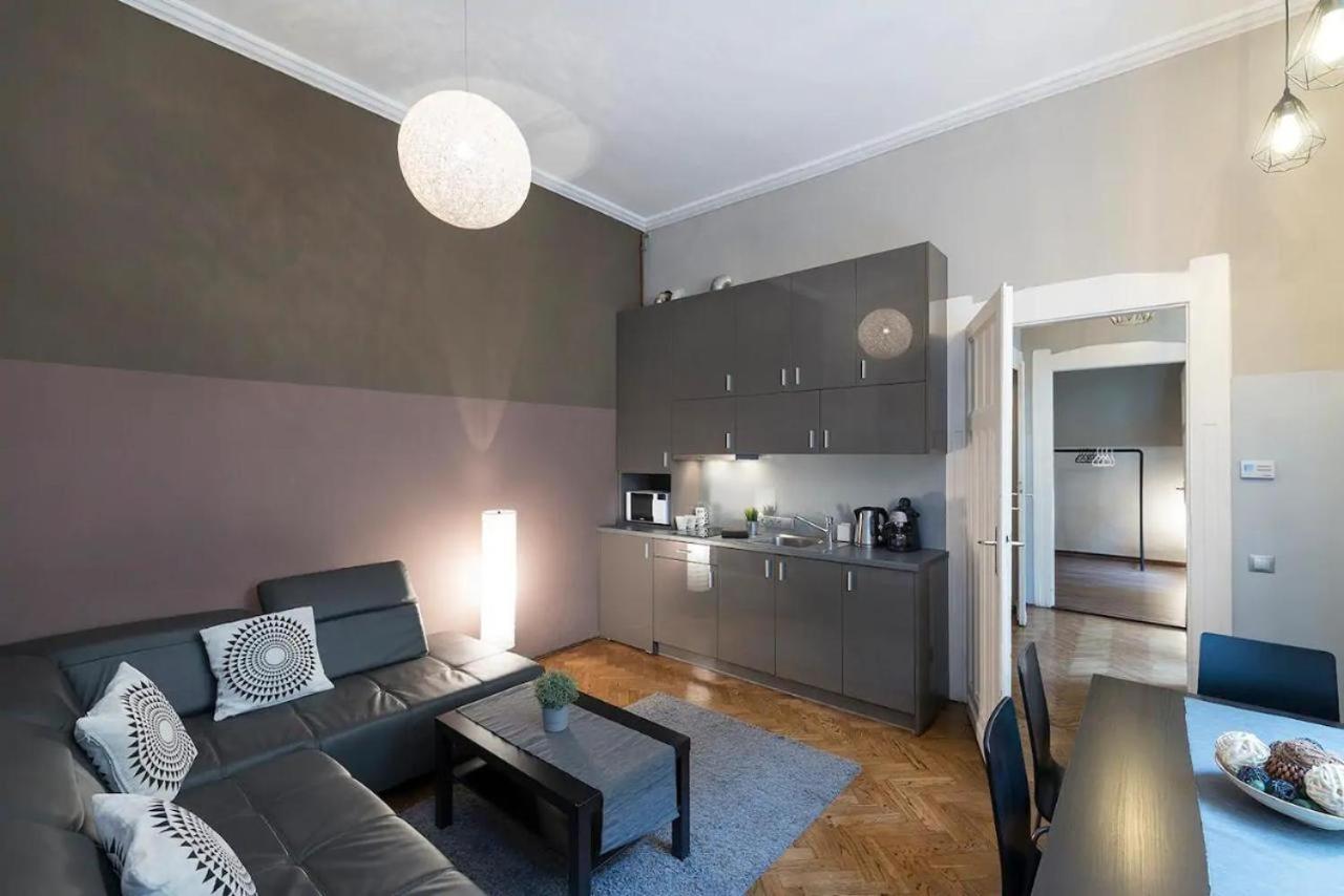 Vaci Street Apartments Budapest Esterno foto